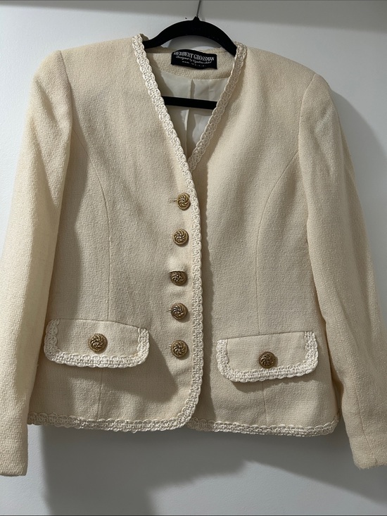 Herbert Grossman Jackets & Blazers - Herbert Grossman Vintage-Inspired Cream Bouclé Jacket with Gold Buttons
